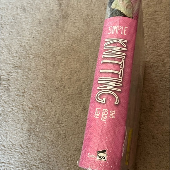 NEW WITH TAG Spice Box Simple Knitting Kit Learn to Knit The East Way - Picture 4 of 5